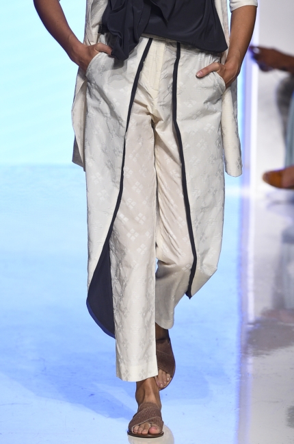 bav-tailor-arab-fashion-week-ss20-dubai-3674