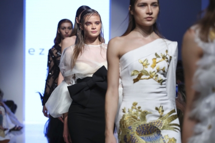 ezra-tuba-arab-fashion-week-ss20-dubai-7854