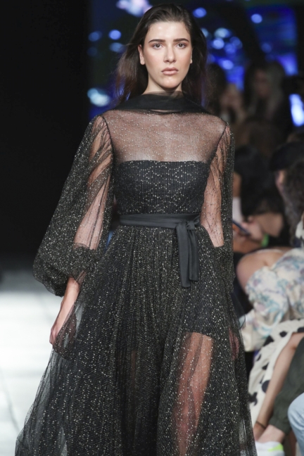 marmar-halim-arab-fashion-week-ss20-dubai-2032