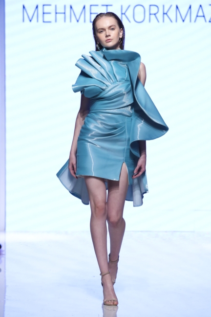 mehmet-korkmaz-arab-fashion-week-ss20-dubai-1603