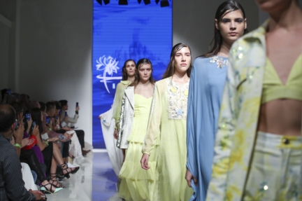 nirmooha-arab-fashion-week-ss20-dubai-7576