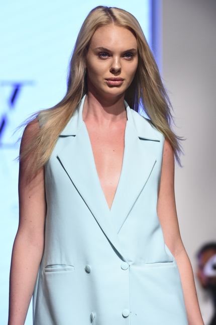 nora-al-shaikh-arab-fashion-week-ss20-dubai-4835