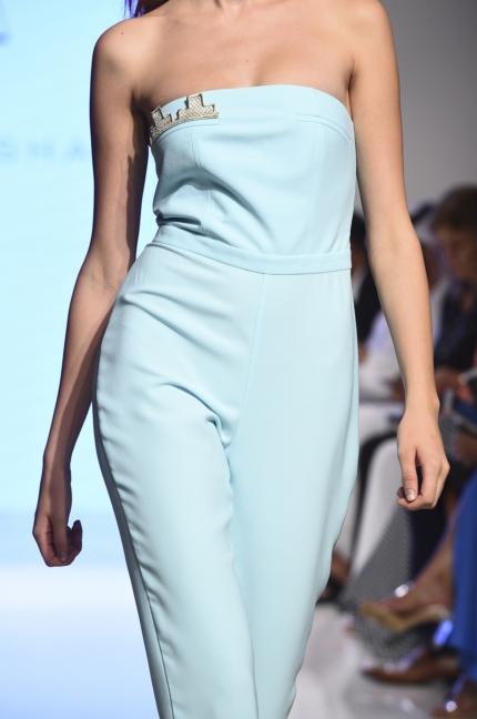 nora-al-shaikh-arab-fashion-week-ss20-dubai-4855