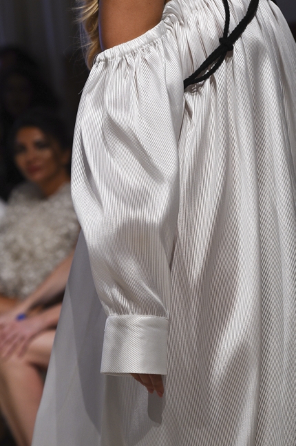 nora-al-shaikh-arab-fashion-week-ss20-dubai-4895