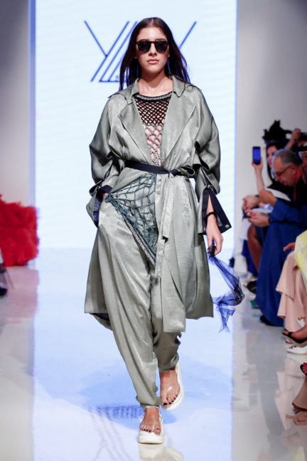 yly-studio-arab-fashion-week-ss20-dubai-5807