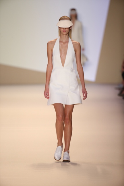 akris-paris-fashion-week-spring-summer-2015-runway-3