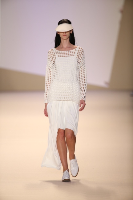 akris-paris-fashion-week-spring-summer-2015-runway-36