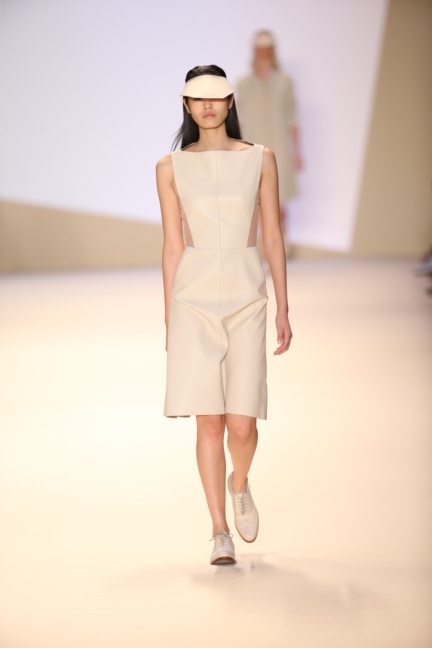 akris-paris-fashion-week-spring-summer-2015-runway-44