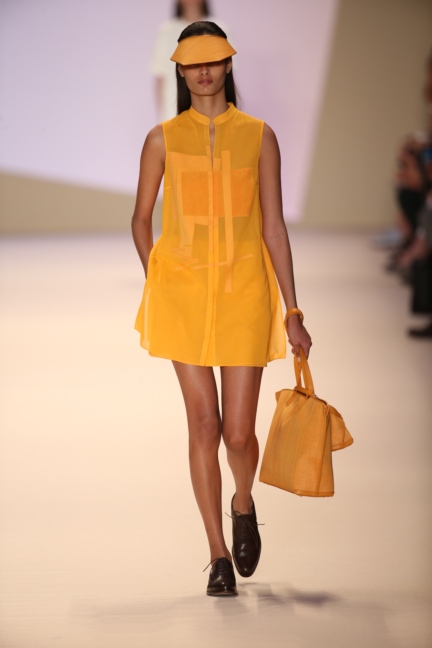 akris-paris-fashion-week-spring-summer-2015-runway-5