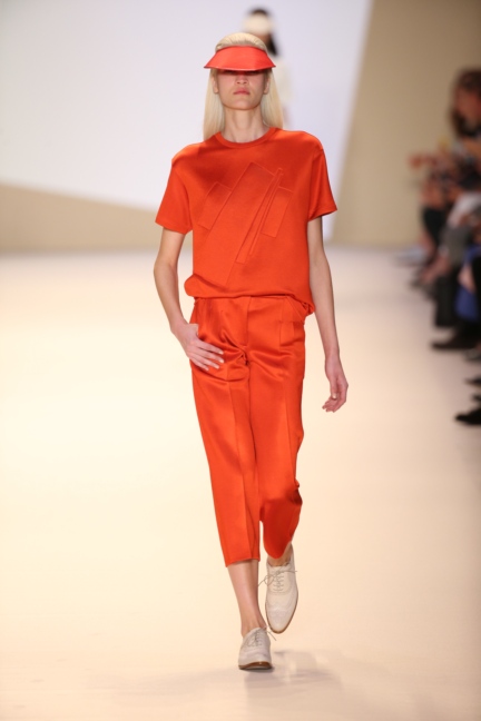 akris-paris-fashion-week-spring-summer-2015-runway-8