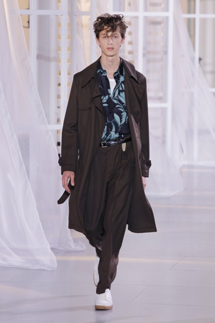 ami-alexandre-mattiussi-paris-mens-ss-17-23