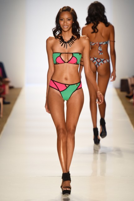 aquarella-mercedes-benz-fashion-week-miami-swim-2015-20