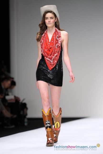 jack_hardy_lfw2010_dsc5995