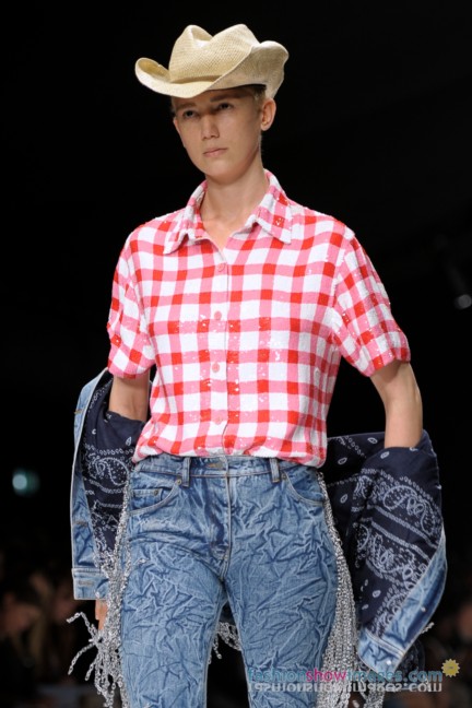 jack_hardy_lfw2010_dsc6150