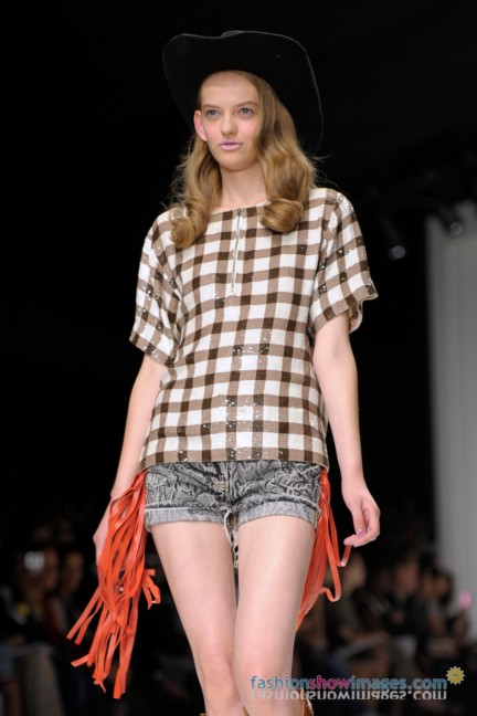 jack_hardy_lfw2010_dsc6277