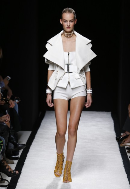 balmain-paris-fashion-week-spring-summer-2015-7