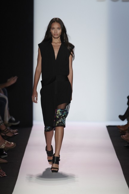 ss2014_bcbg_r_20130905_0763