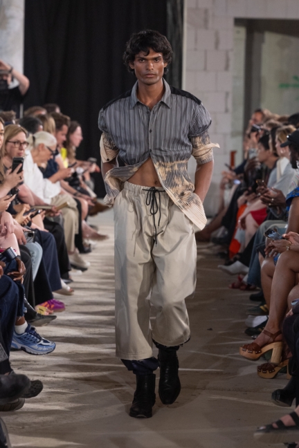 buzigahill_ss26_runway_by_andreas-hofrichter-26