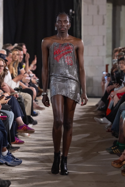 buzigahill_ss26_runway_by_andreas-hofrichter-38