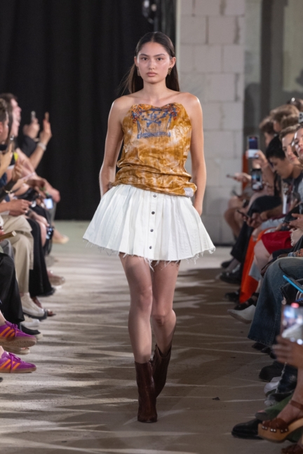 buzigahill_ss26_runway_by_andreas-hofrichter-7