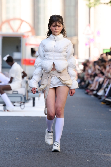 platte-x-clara-colette-miramon_ss26_look002_by_-james-cochrane_for_bfw_press