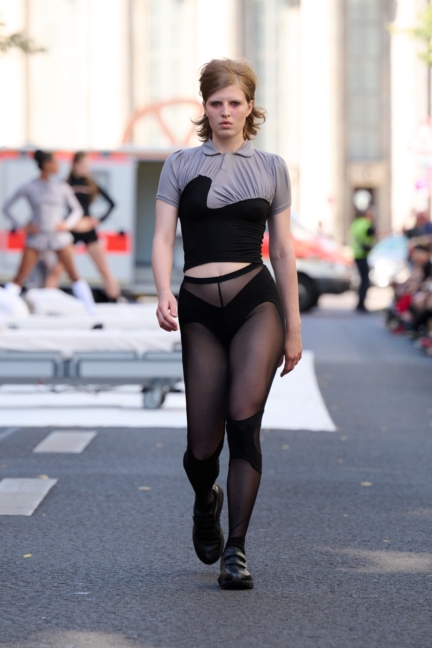 platte-x-clara-colette-miramon_ss26_look015_by_-james-cochrane_for_bfw_press