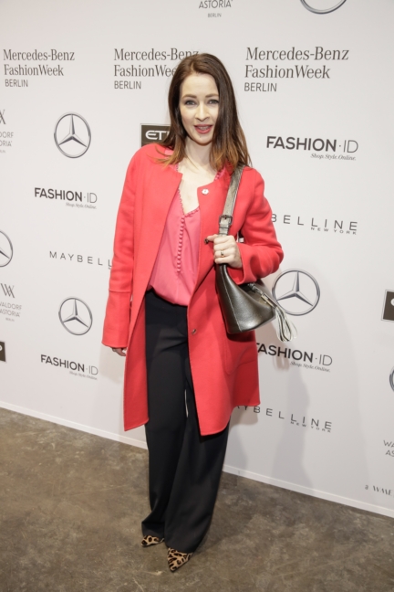 aw-2017_fashion-week-berlin_de_0199_loretta-stern_70196