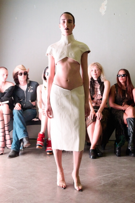 laura-gerte_ss26_look015_by_-james-cochrane_for_bfw_press