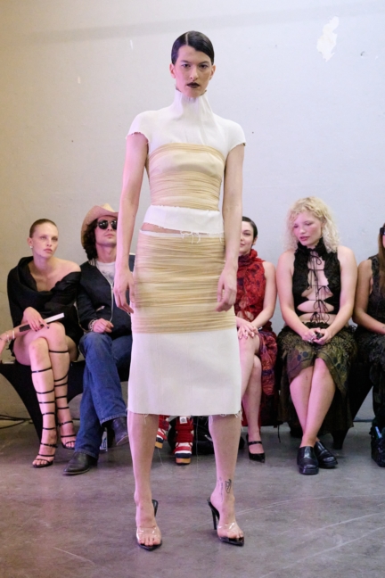 laura-gerte_ss26_look017_by_-james-cochrane_for_bfw_press