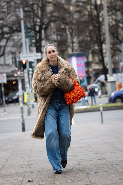 malaikareiss_aw24_streetstyle1_by_caroline_kynast_for_bfw_i1a2771