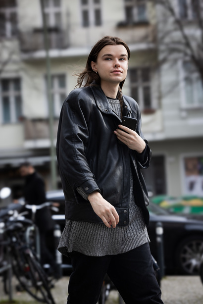 malaikareiss_aw24_streetstyle1_samwknoll_by_caroline_kynast_for_bfw_i1a2747