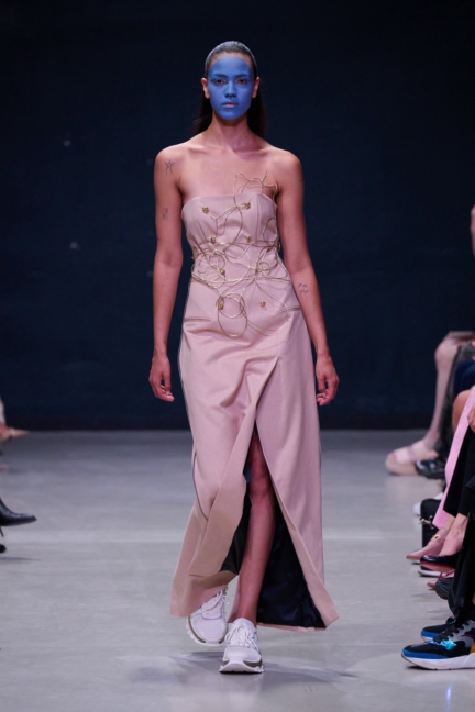 rebekka-ruetz_ss26_look009_by_-james-cochrane_for_bfw_press
