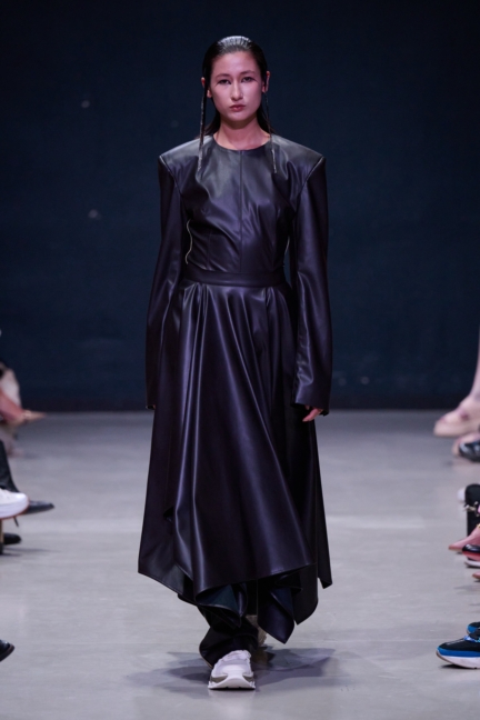 rebekka-ruetz_ss26_look014_by_-james-cochrane_for_bfw_press