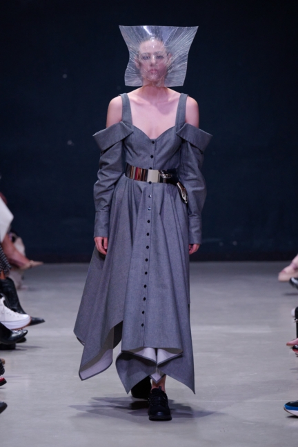 rebekka-ruetz_ss26_look021_by_-james-cochrane_for_bfw_press