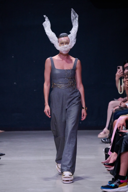 rebekka-ruetz_ss26_look023_by_-james-cochrane_for_bfw_press
