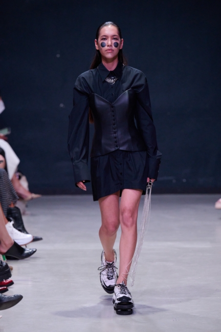 rebekka-ruetz_ss26_look026_by_-james-cochrane_for_bfw_press