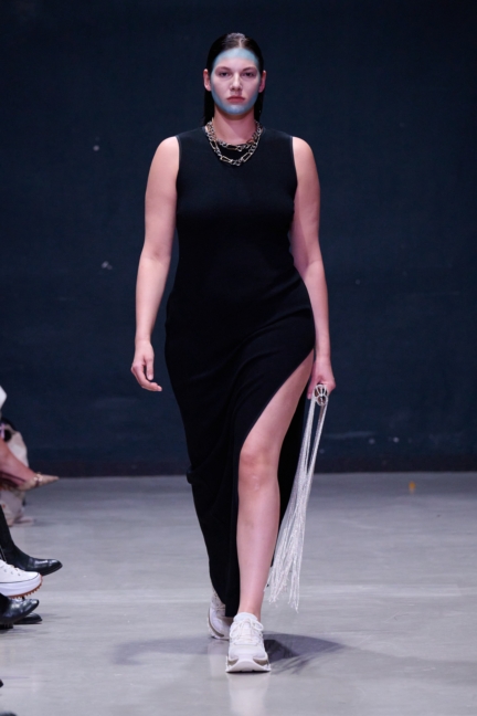 rebekka-ruetz_ss26_look033_by_-james-cochrane_for_bfw_press