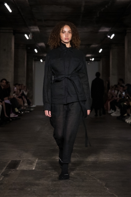 viktoranisimov_ss26_runway1_by_pascalrohe_for_bfw10