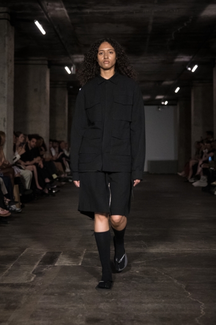 viktoranisimov_ss26_runway1_by_pascalrohe_for_bfw13