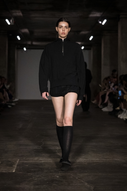 viktoranisimov_ss26_runway1_by_pascalrohe_for_bfw16