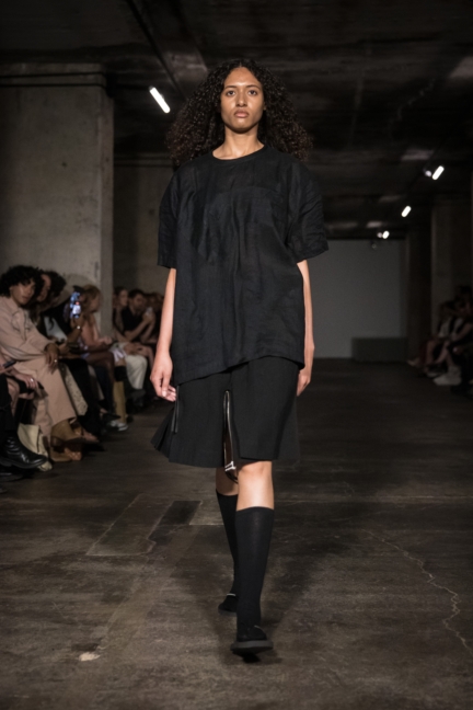 viktoranisimov_ss26_runway1_by_pascalrohe_for_bfw25