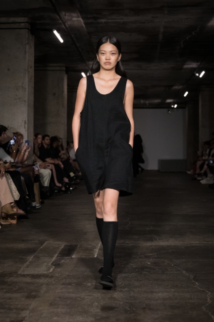 viktoranisimov_ss26_runway1_by_pascalrohe_for_bfw26