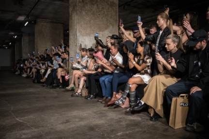 viktoranisimov_ss26_runway1_by_pascalrohe_for_bfw37