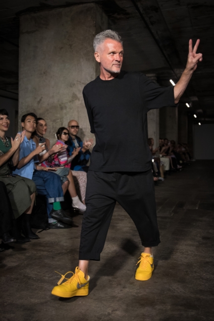 viktoranisimov_ss26_runway1_by_pascalrohe_for_bfw43