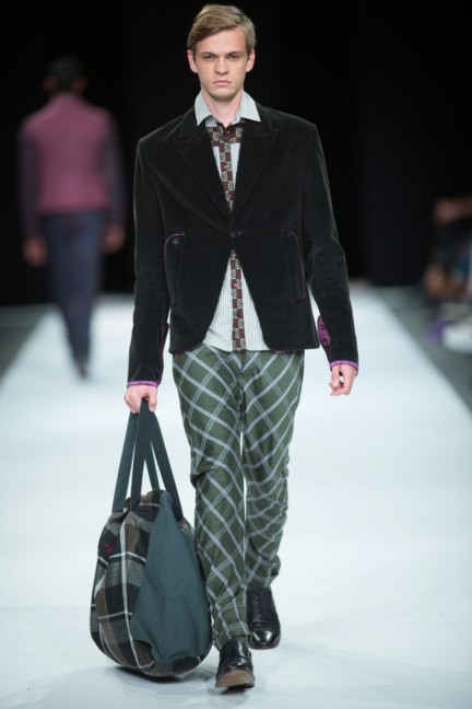 beware-the-wolf-in-sheeps-clothing-south-african-fashion-week-autumn-winter-2015-3