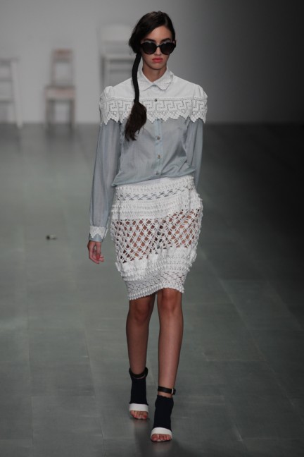 bora-aksu-london-fashion-week-spring-summer-2015-20