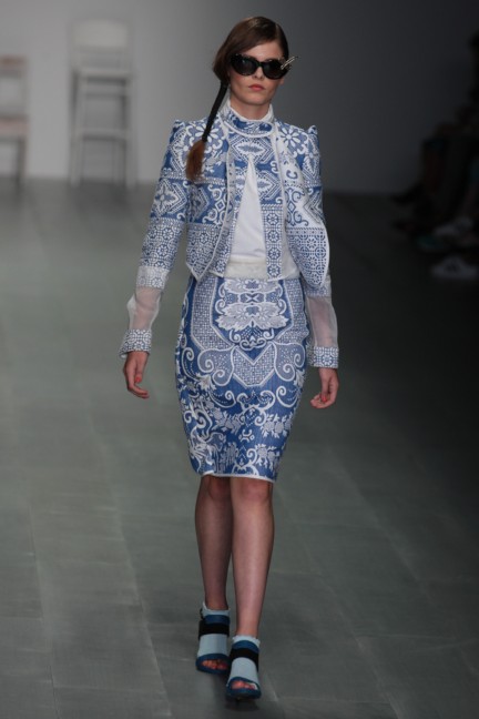 bora-aksu-london-fashion-week-spring-summer-2015-40