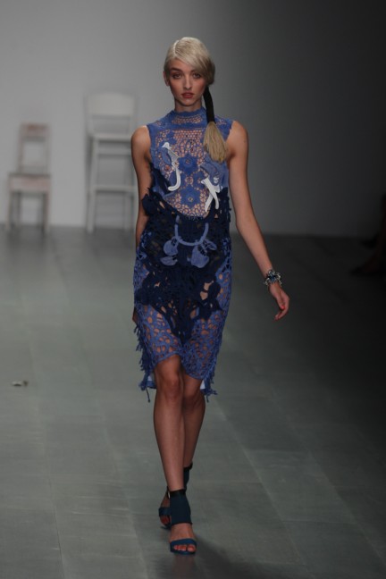 bora-aksu-london-fashion-week-spring-summer-2015-54