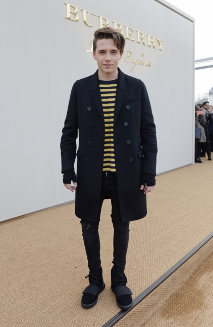 brooklyn-beckham-wearing-burberry-at-the-burberry-menswear-january-2016-show_001