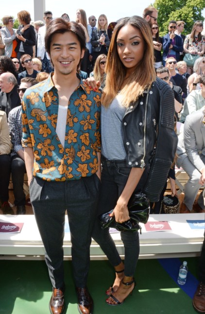 bolin-chen-and-jourdan-dunn-at-the-burberry-prorsum-menswear-spring_summer-2015-show